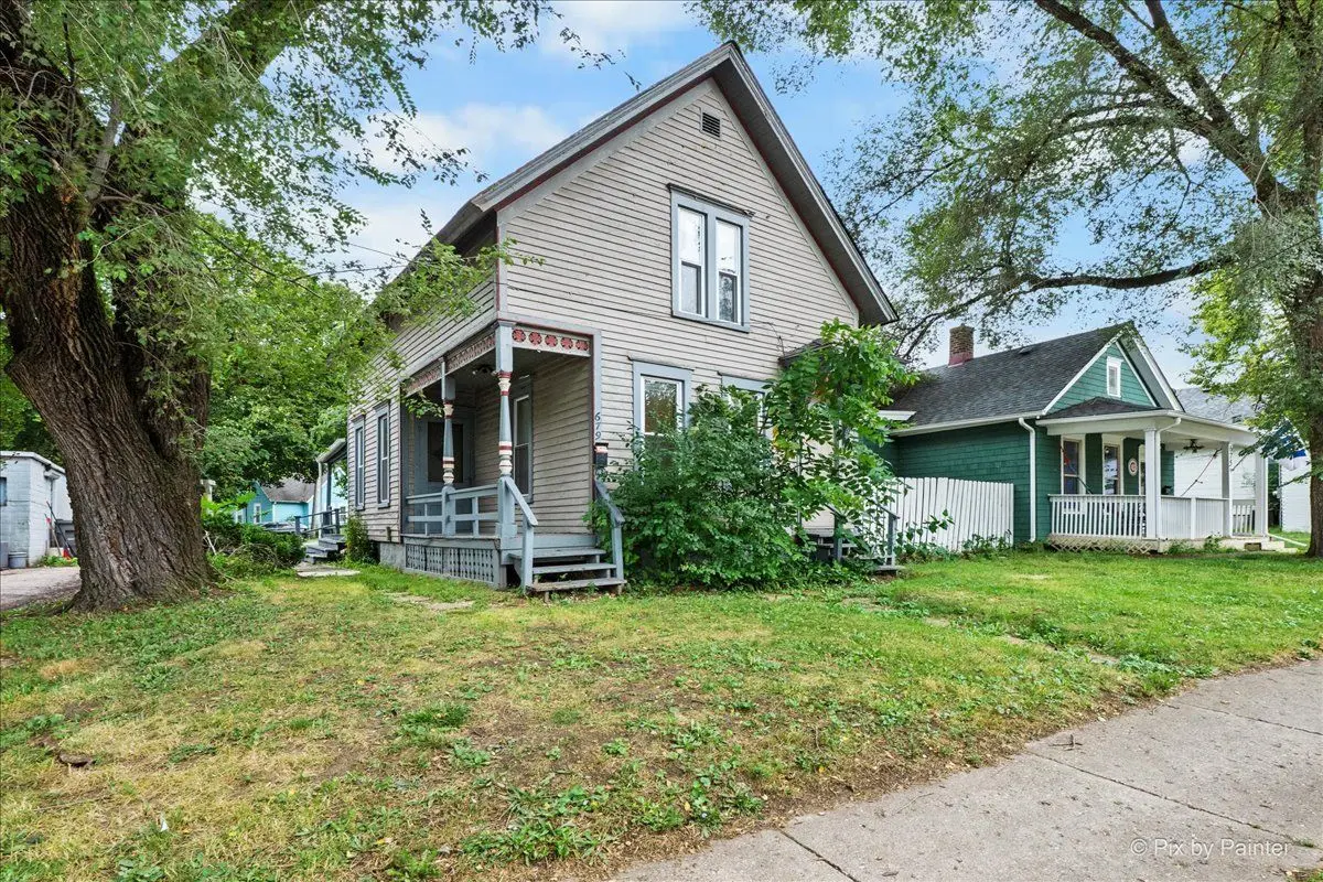 679 Villa Street