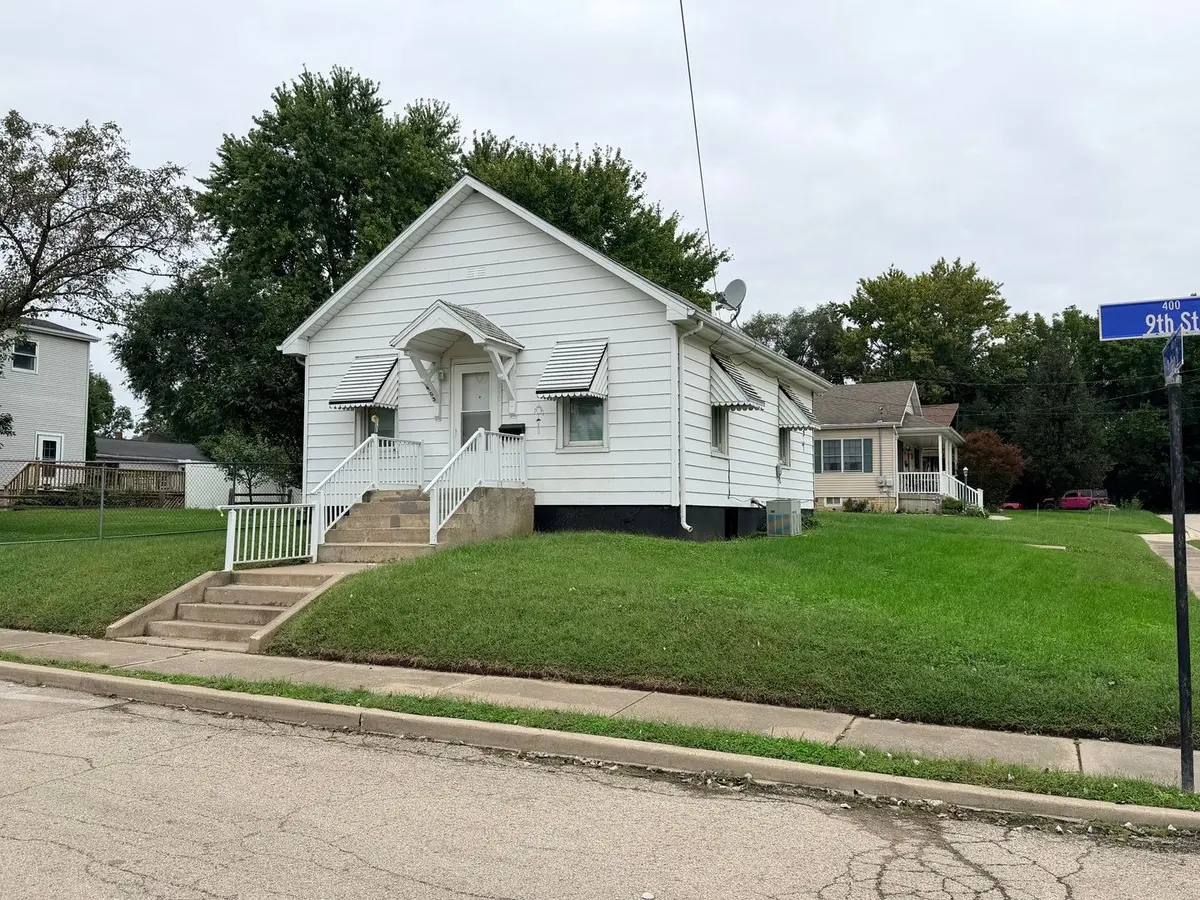 403 E 9th Street