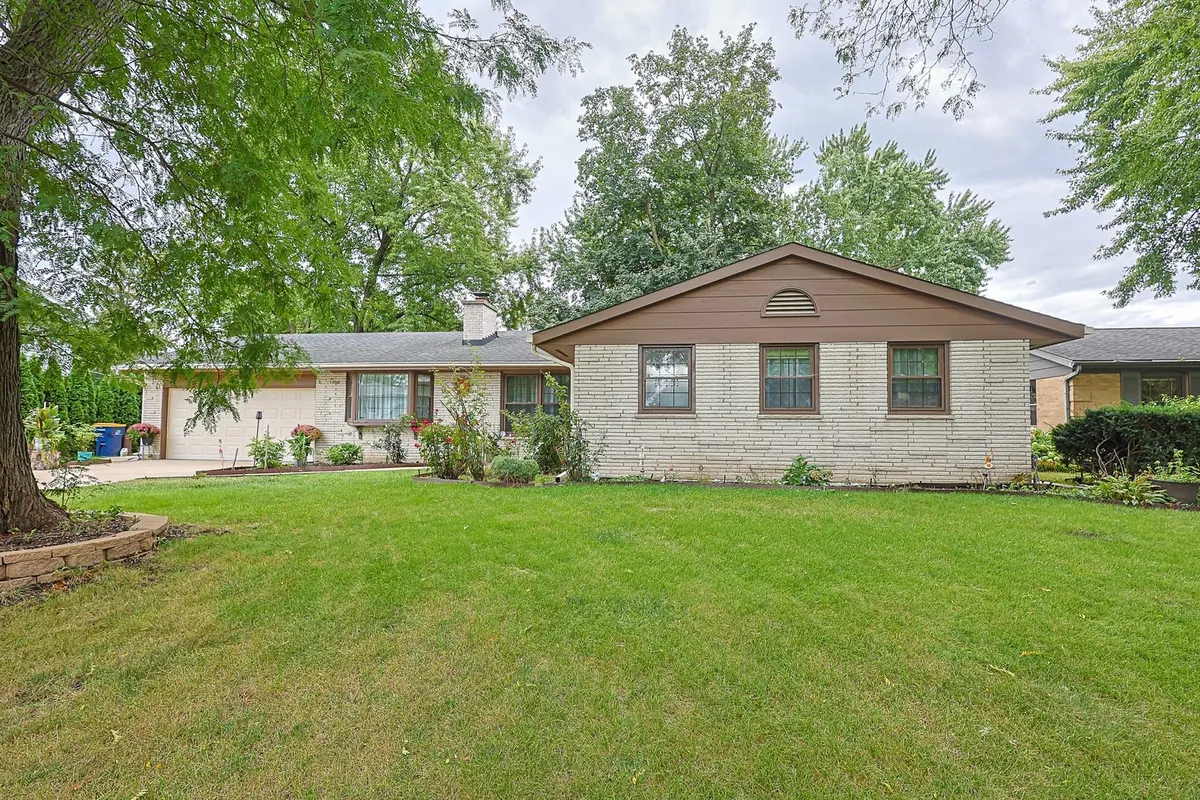 1431 Maple Lane