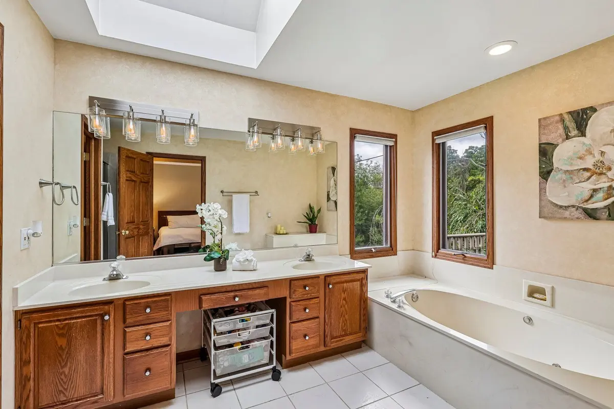 2002 Ravine Drive