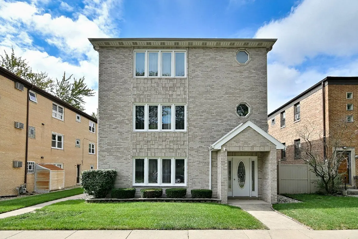 2620 N 72ND Court