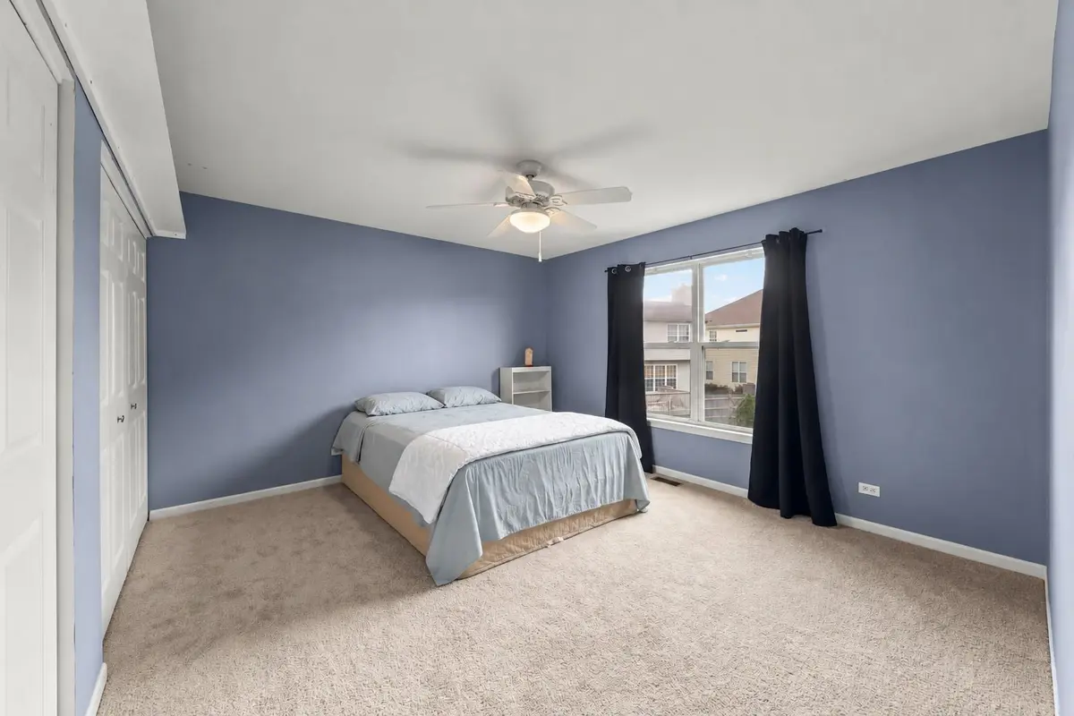 253 Carlton Mews Court