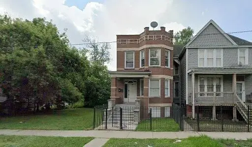 531 W 61st Place