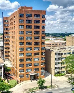 5858 N SHERIDAN Road