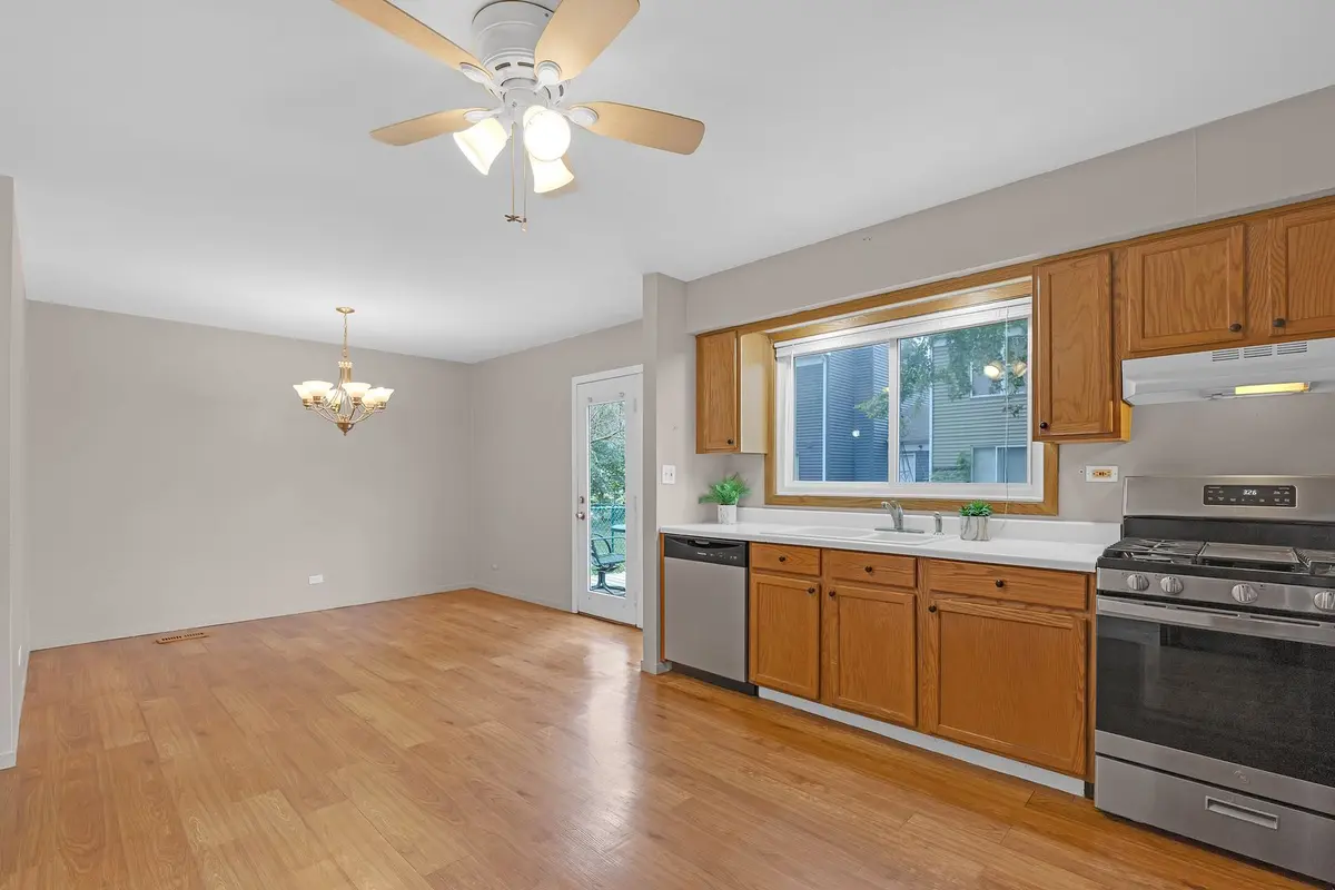29W456 Blackthorn Lane