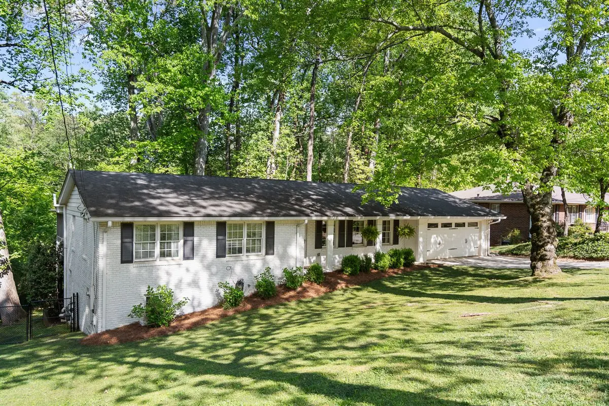 2125 Briarwillow Drive NE
