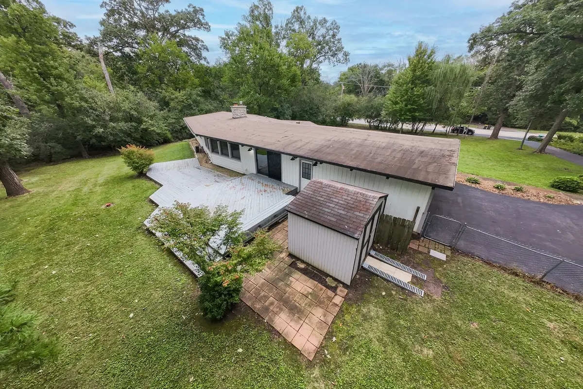 1S670 Winfield Road