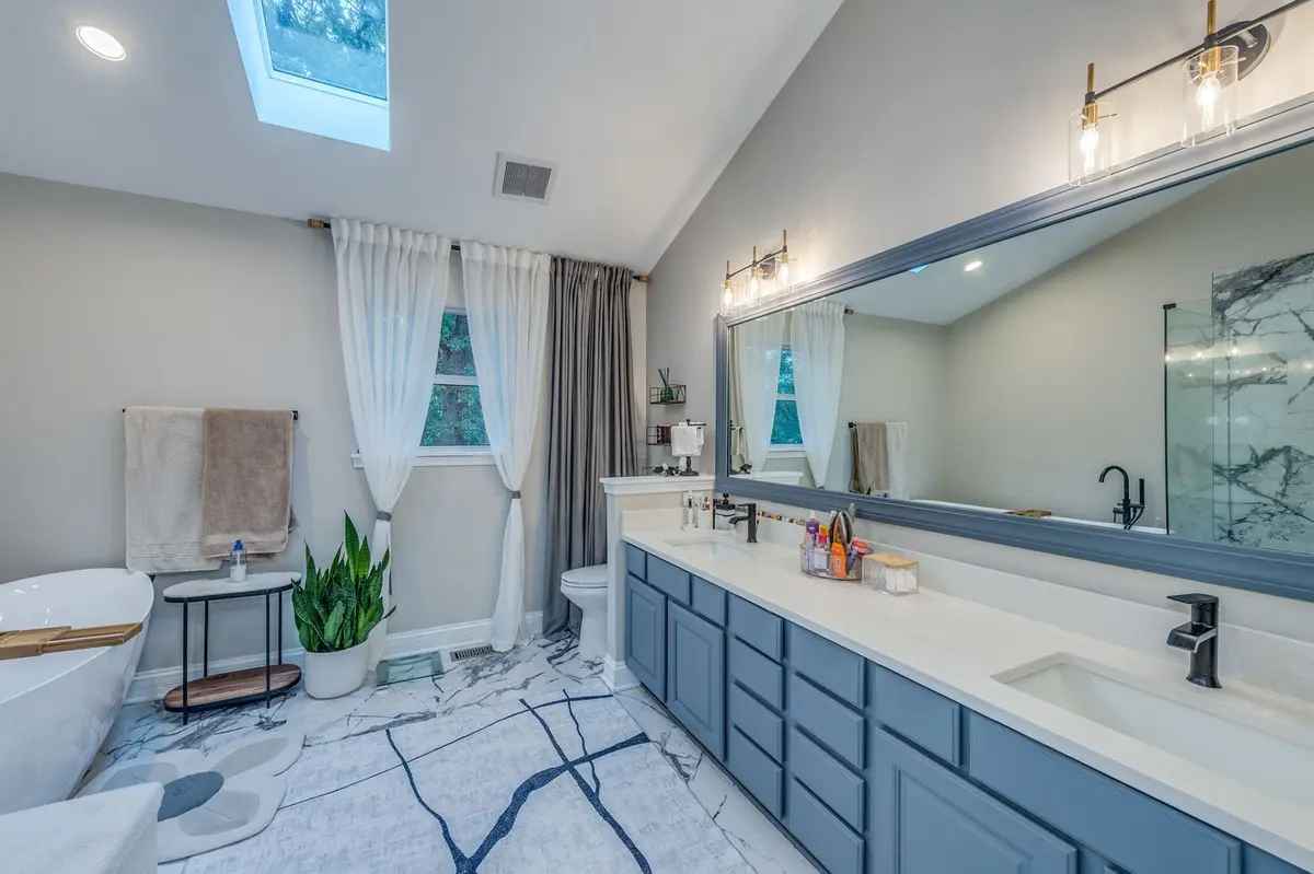 550 Meadowview Drive