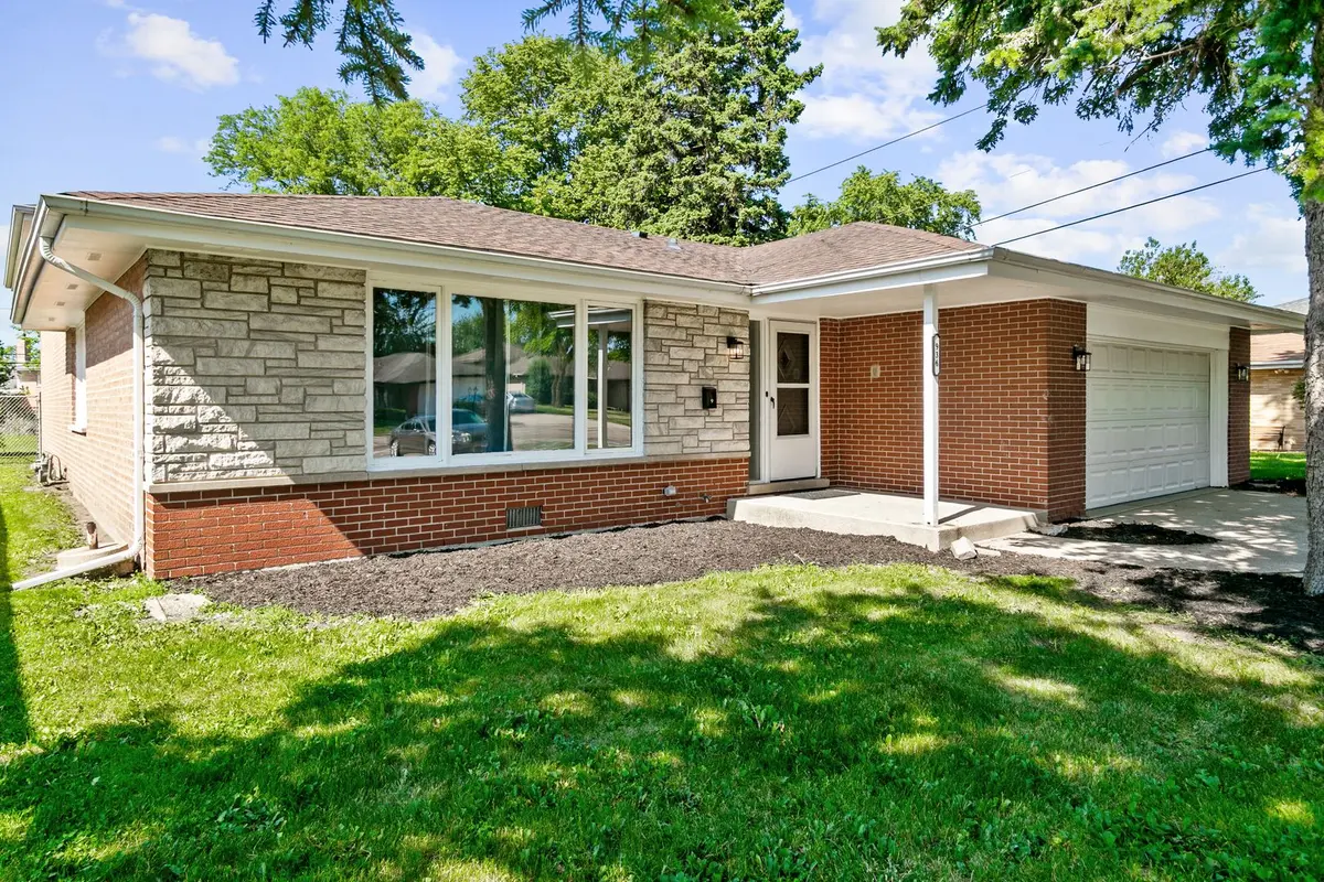 936 E 170th Street