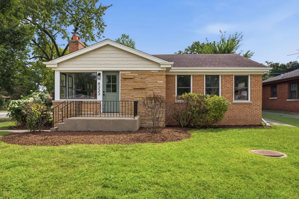 4333 W MAIN Street
