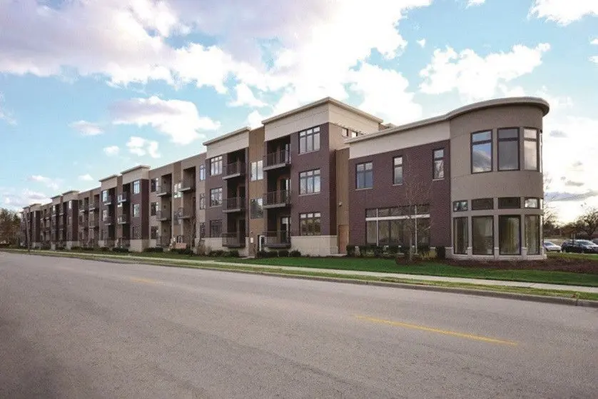 500 N Northwest Highway