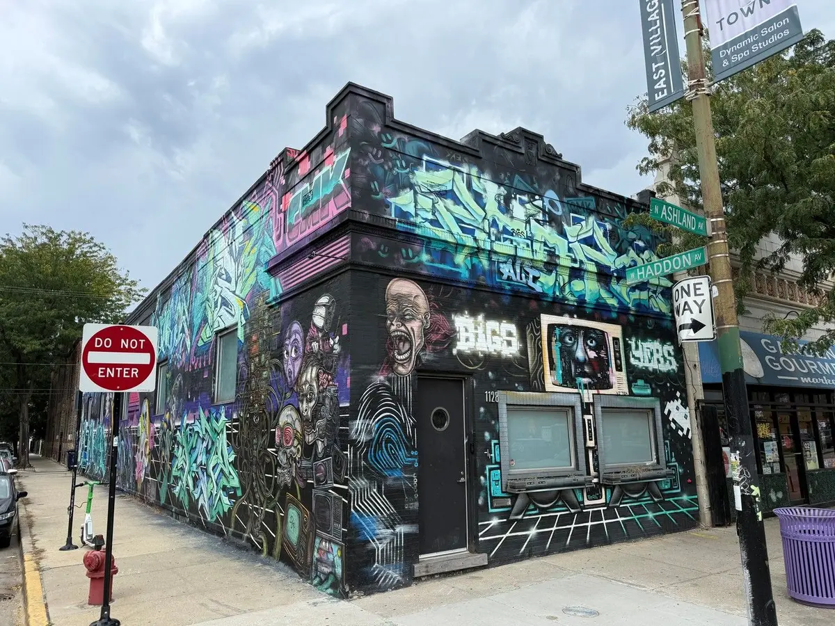 1128 N Ashland Avenue