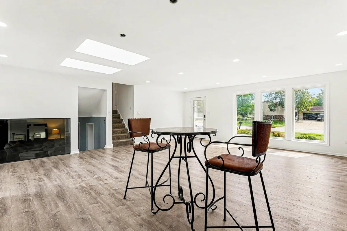 524 Dogwood Court