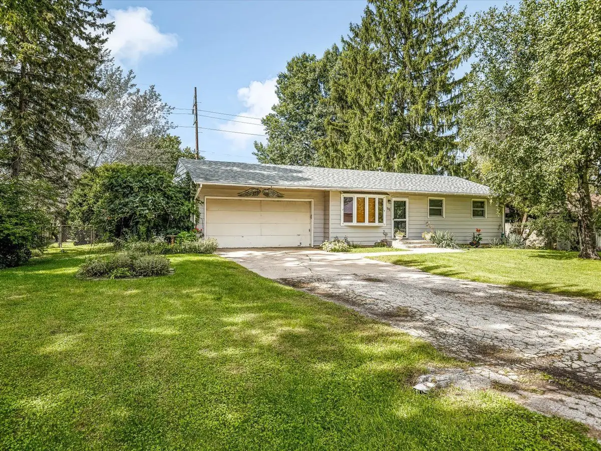 1212 Crystal Drive