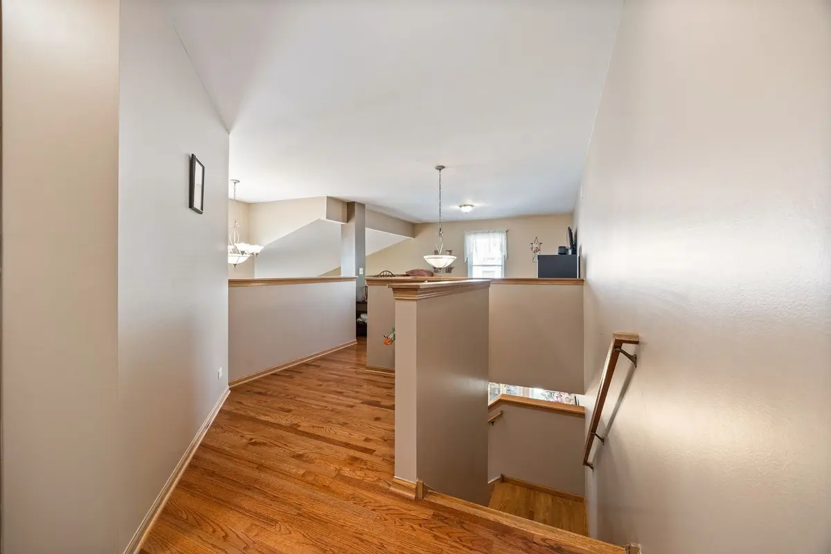 812 Honeysuckle Lane