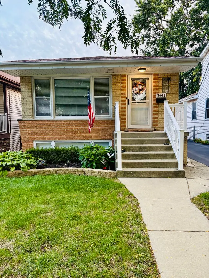 3441 W 115th Place