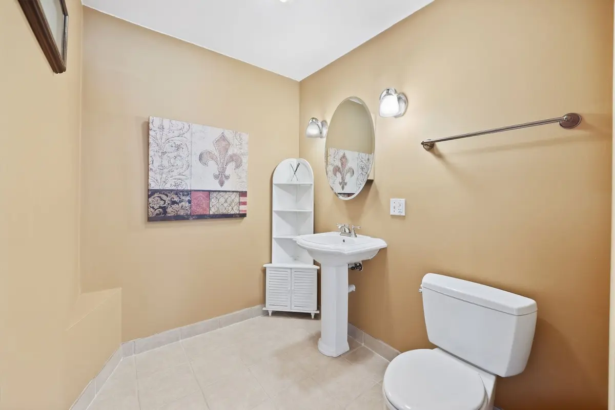 382 Maple Lane