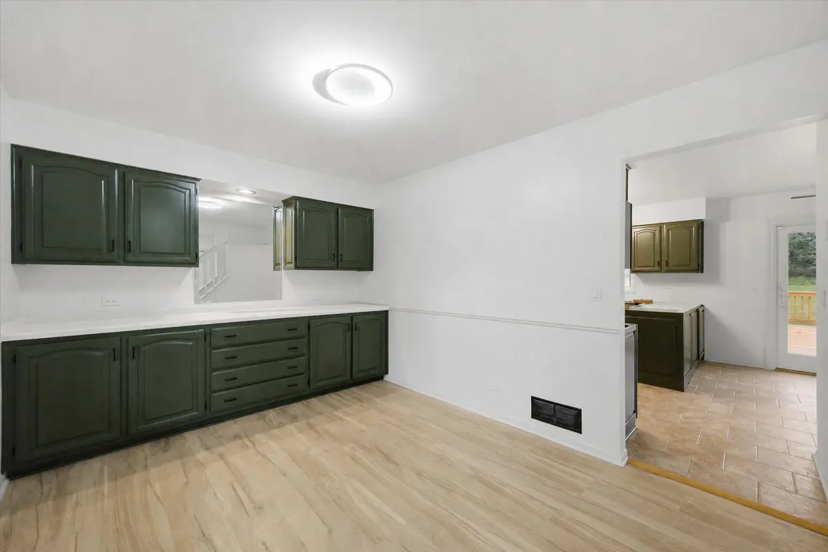 518 Meadow Court