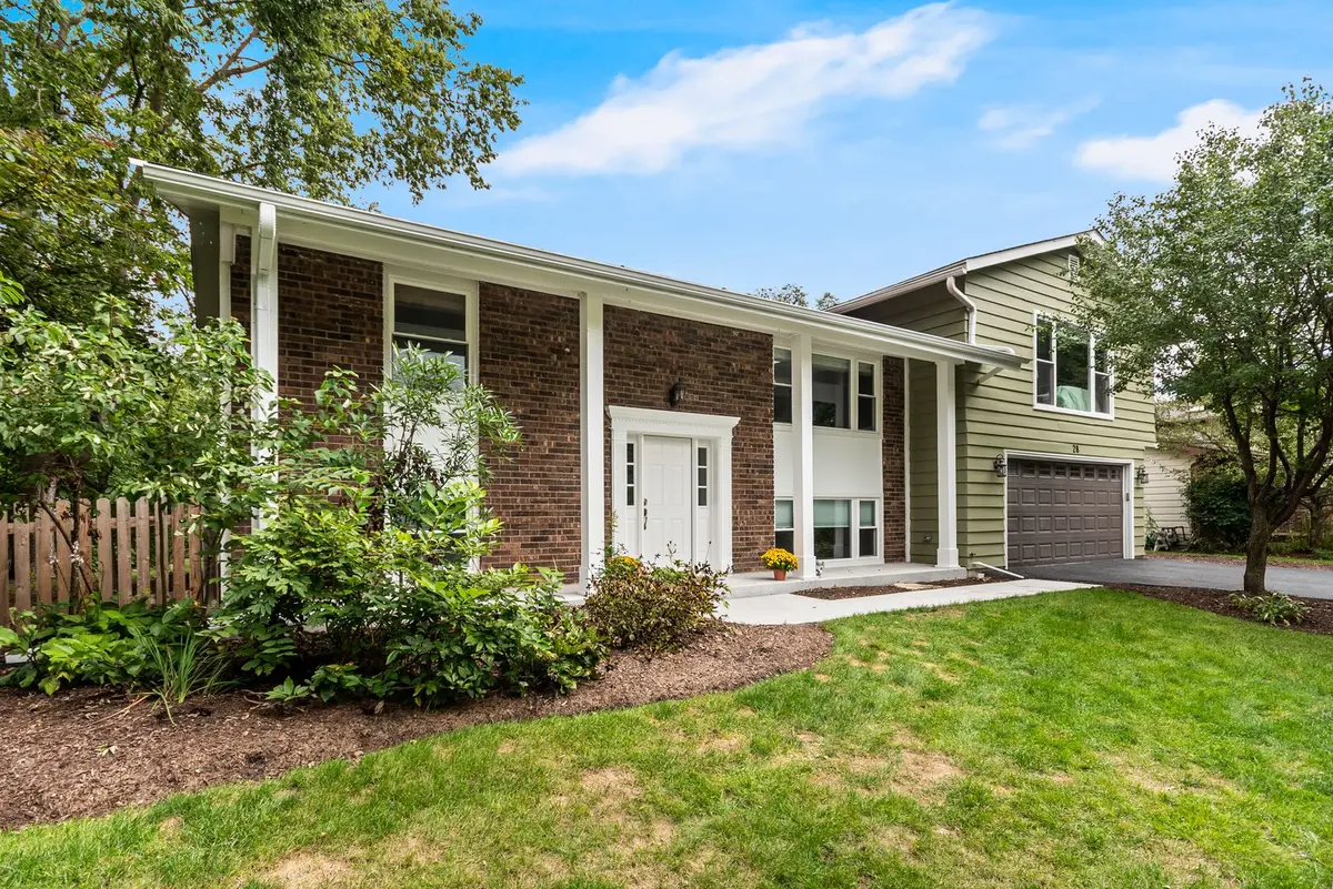 28 Ashlawn Avenue
