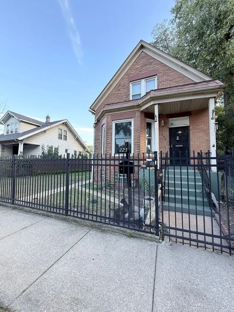 223 W 106th Street