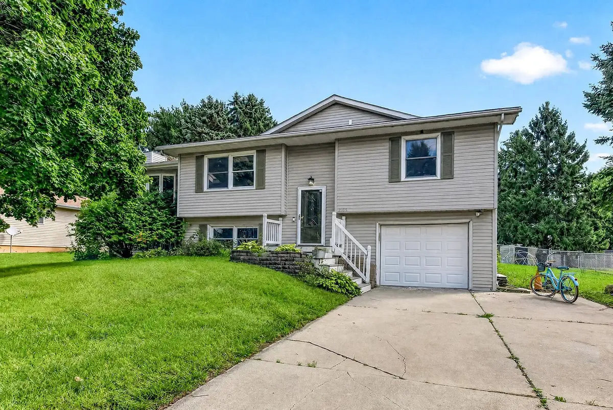 2105 W Bedford Road