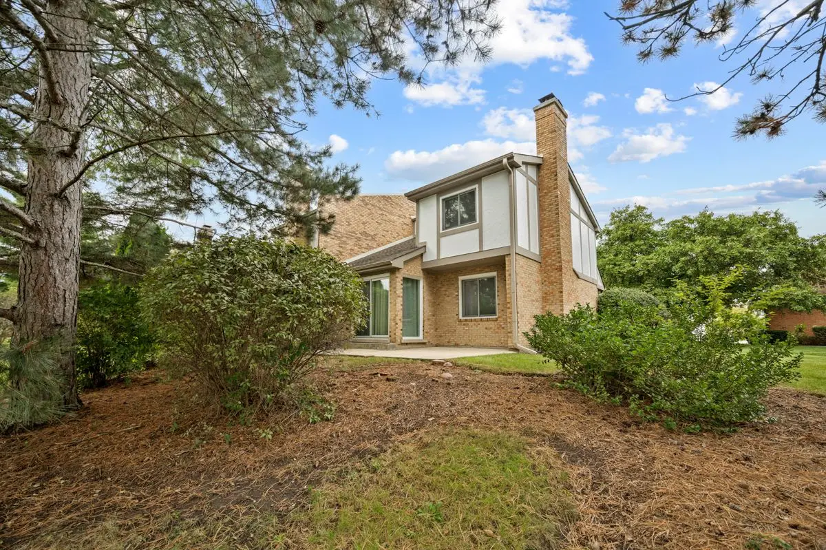 1525 Columbia Court