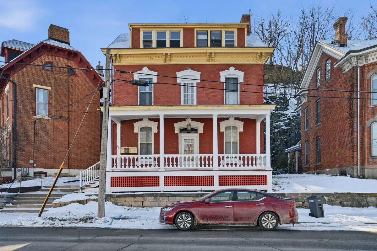 306 W Locust Street