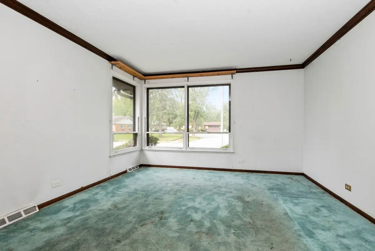 3407 Hickory Lane