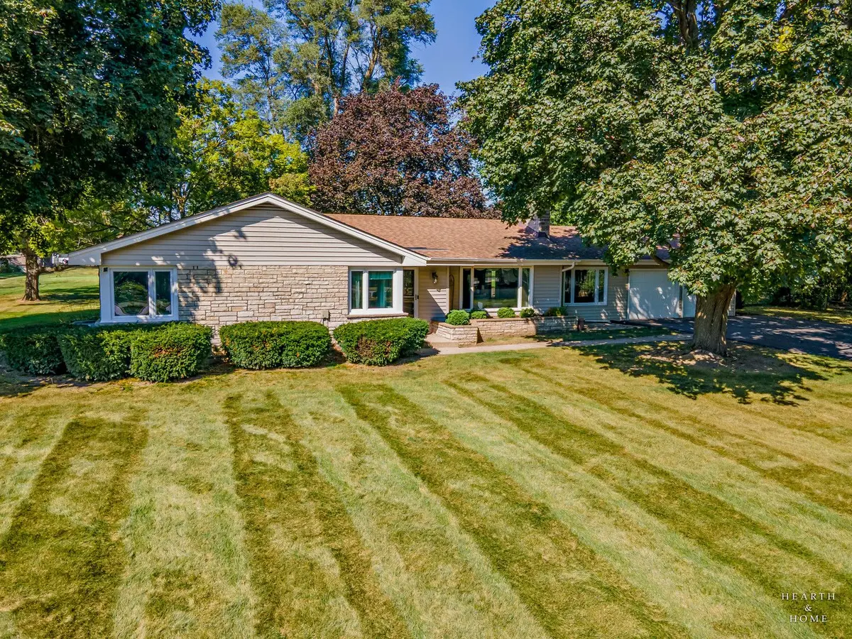 11518 Algonquin Road