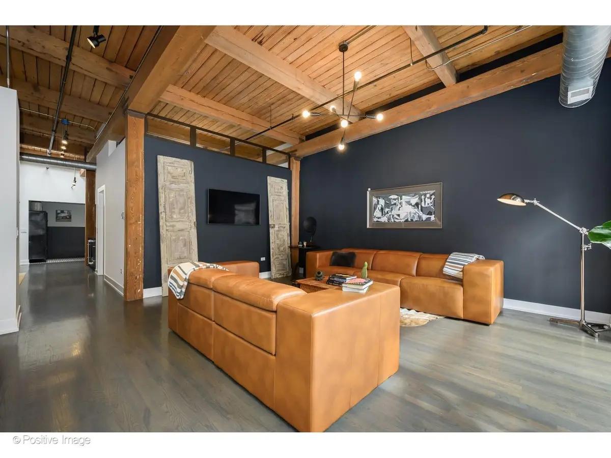 420 W Ontario Street