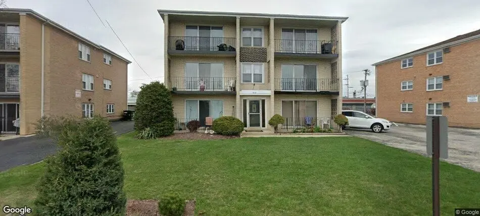 7816 W 79 Place