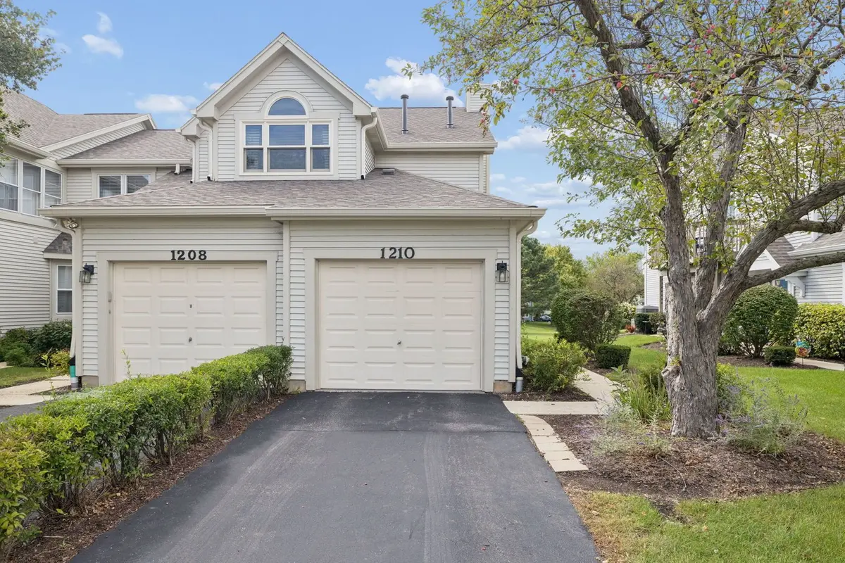 1210 Rhodes Lane