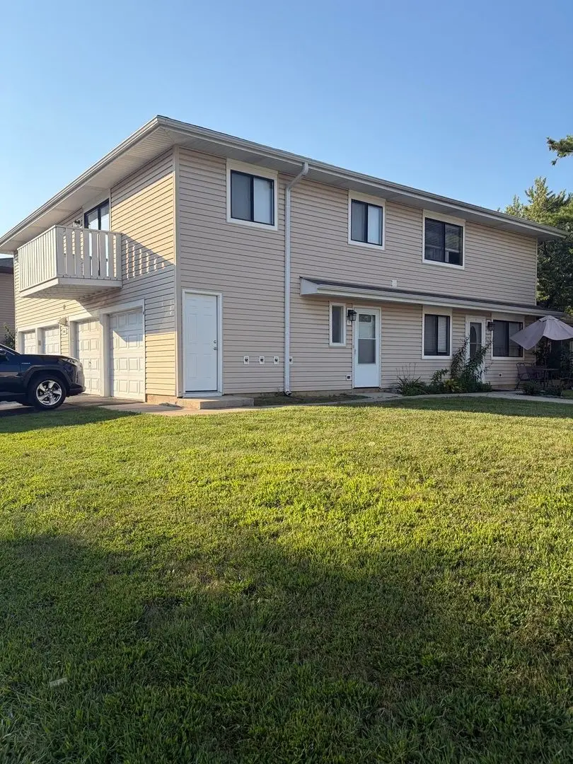 29W603 WINCHESTER Circle N
