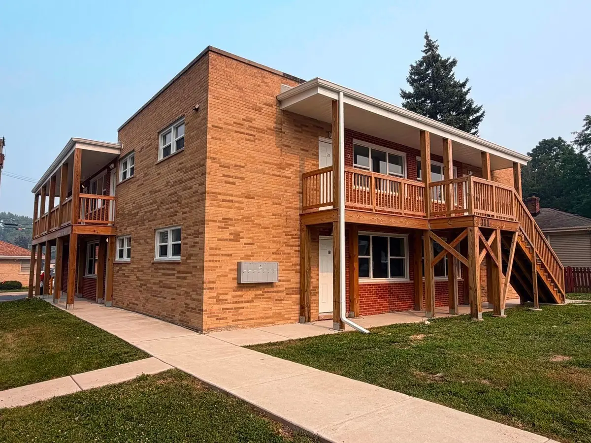 311 S Lodge Lane