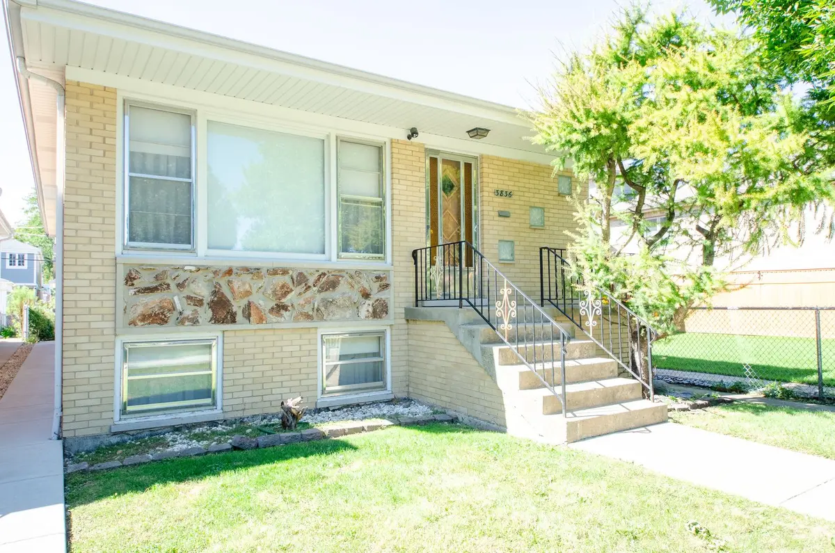 3836 N Oconto Avenue