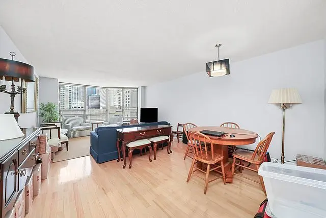 405 N Wabash Avenue