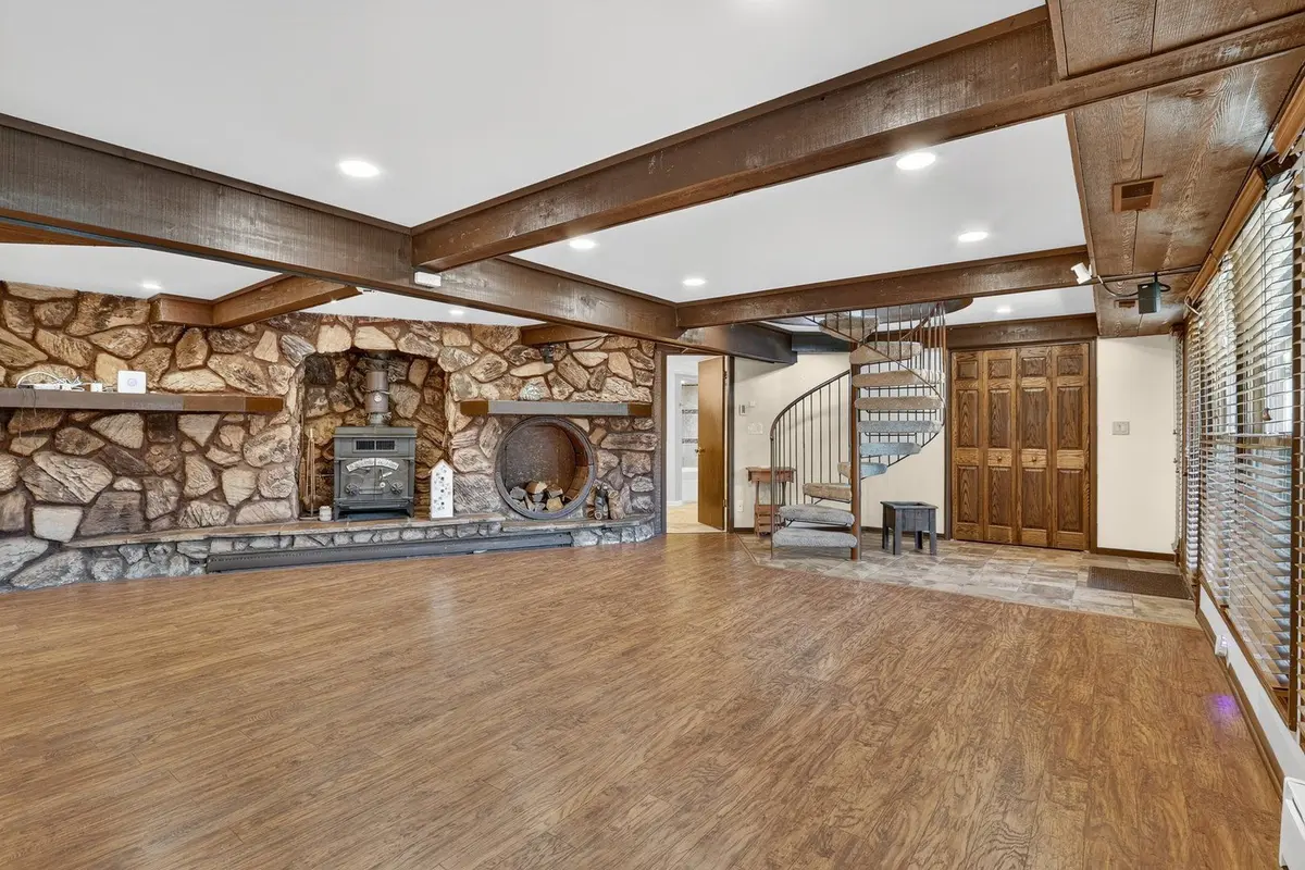 5751 Heatherwood Lane