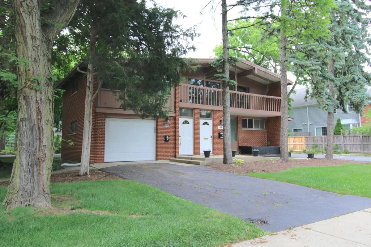 956 Deerfield Road