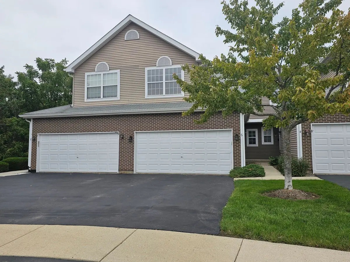 6 Grandview Court