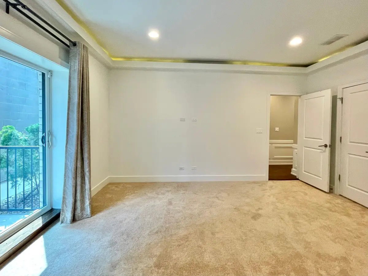 2453 W Irving Park Road