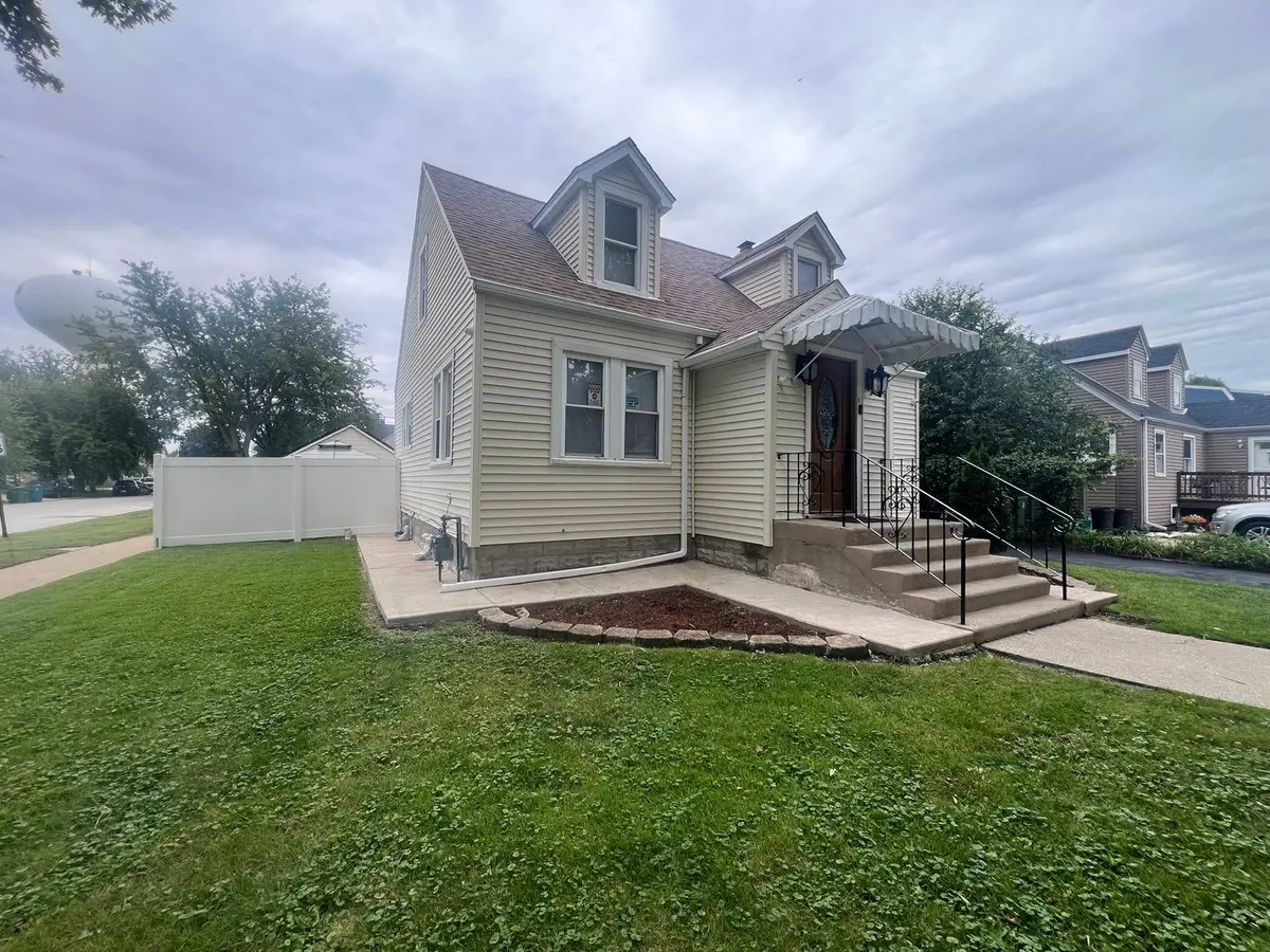 6848 W 96th Street