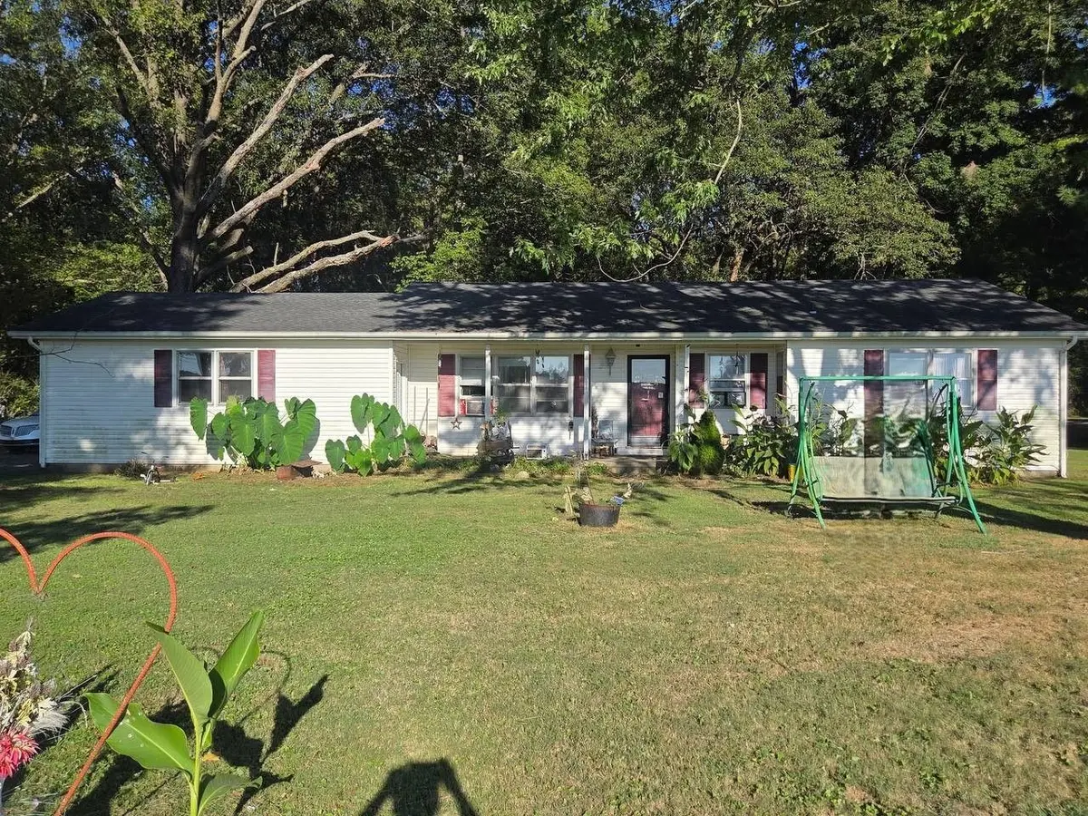768 AIRPORT Road