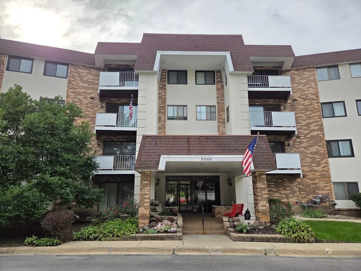 3300 N Carriageway Drive