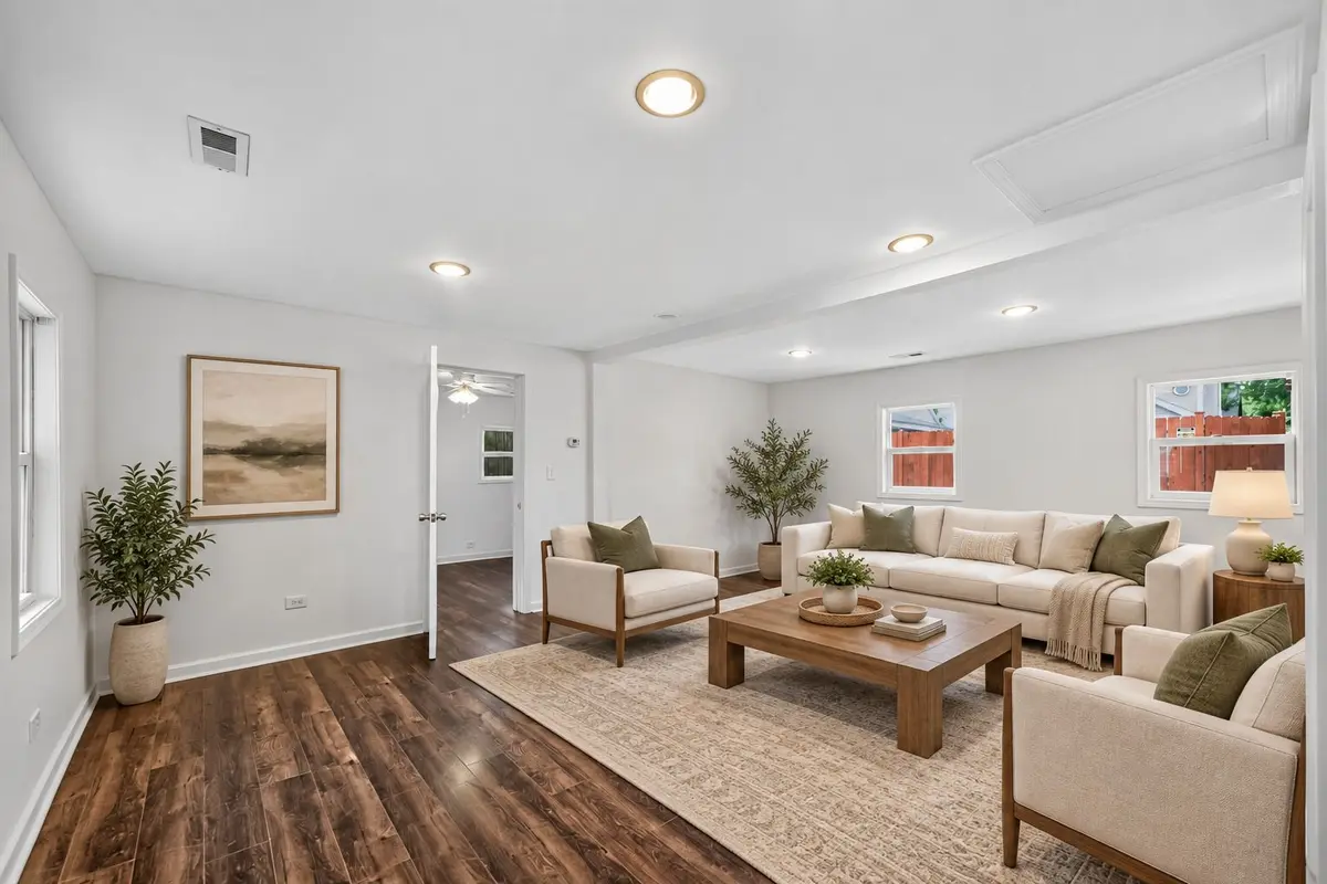 1337 Henry Street