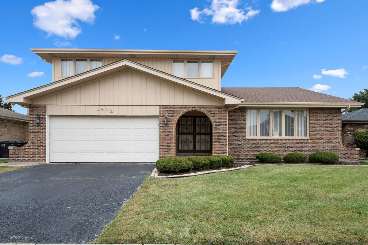 1922 E 173rd Place