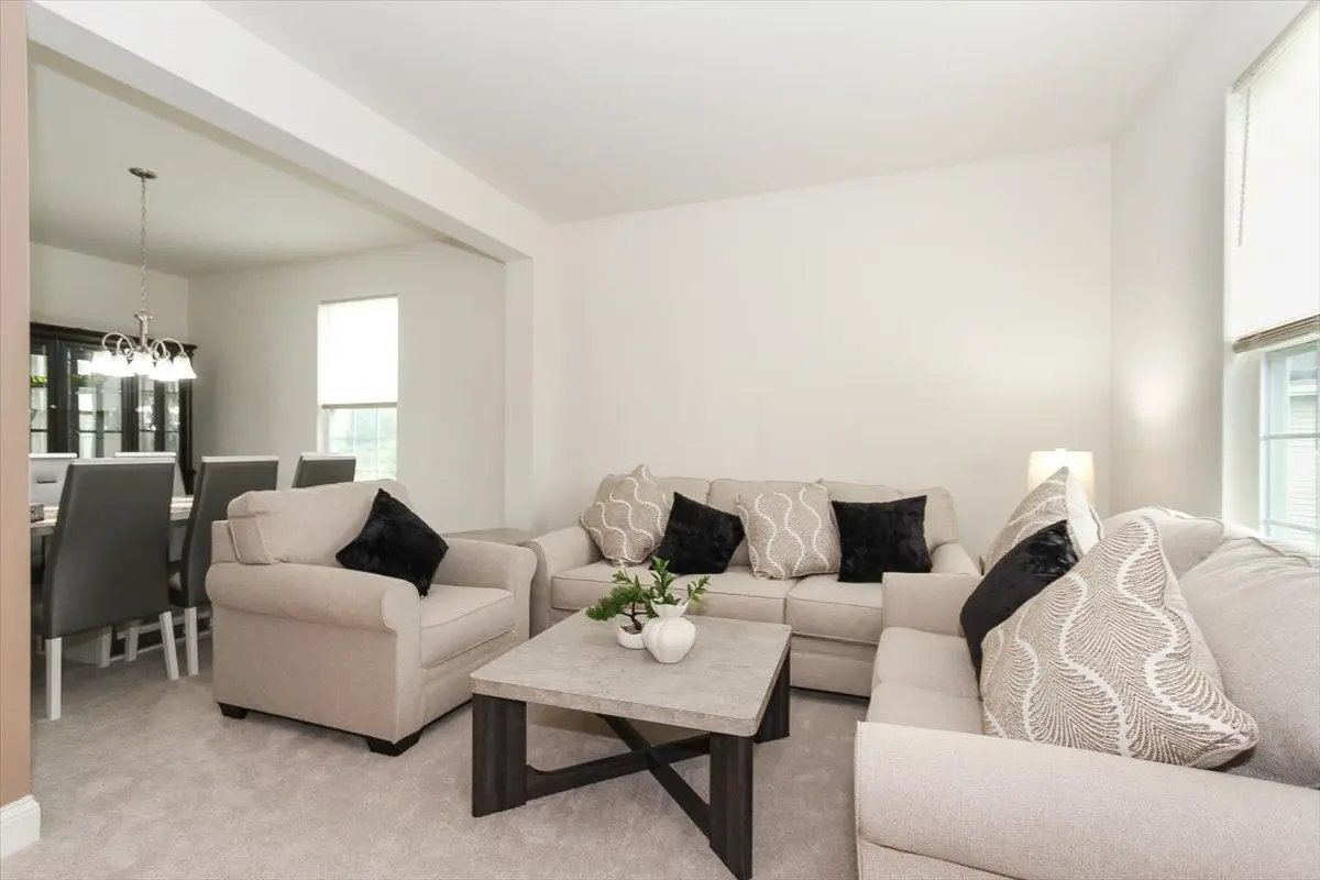 83 Stockholm Avenue