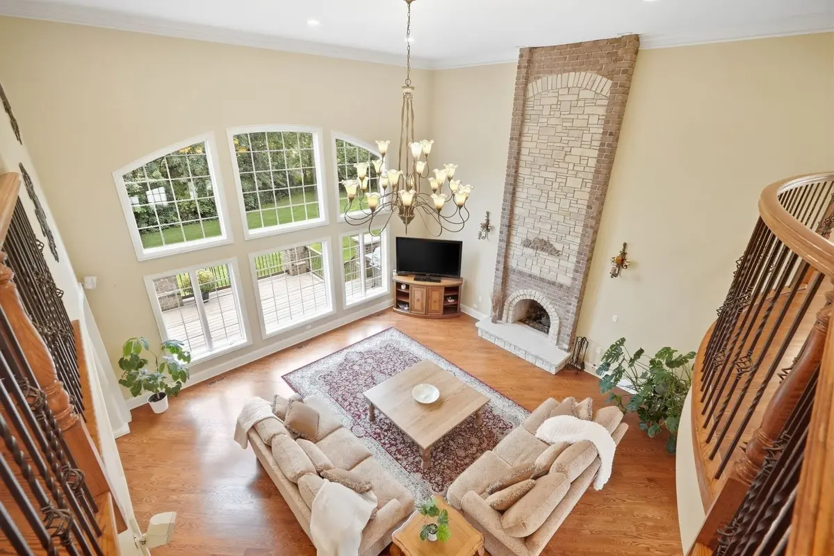 15240 Poplar Creek Court