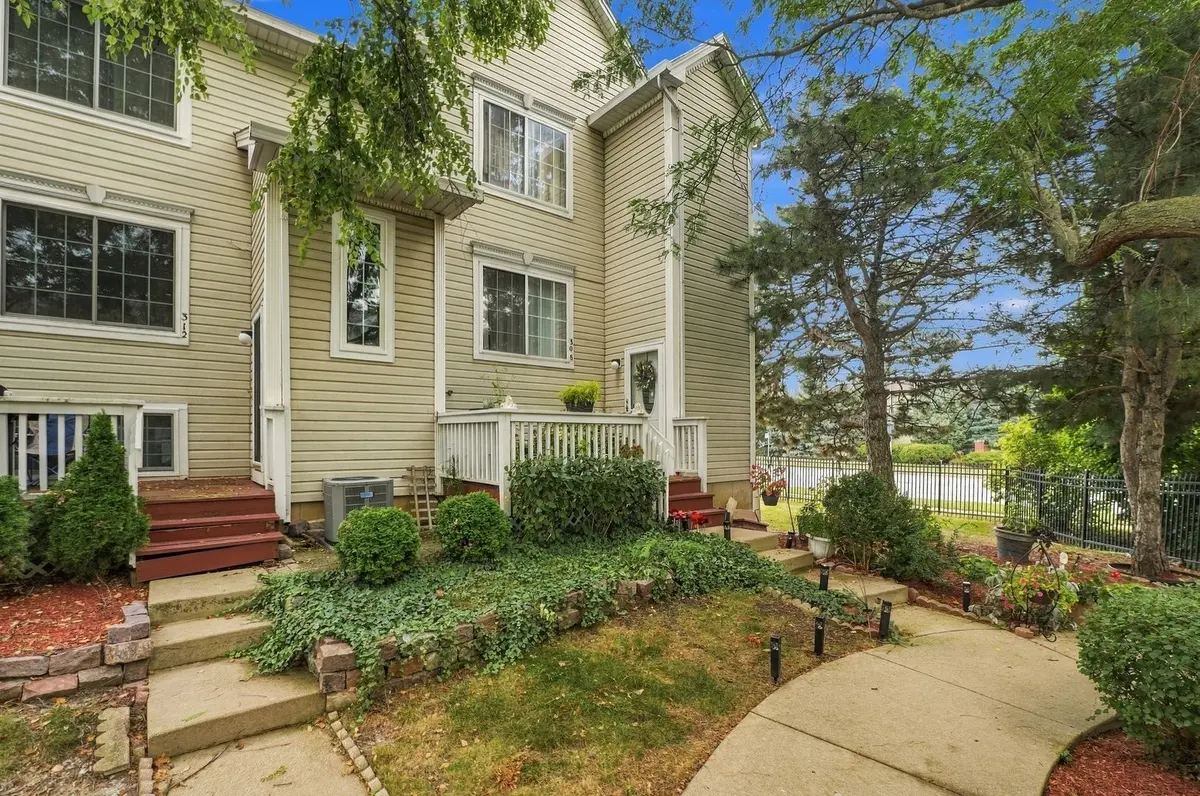 308 WINDCREST Court