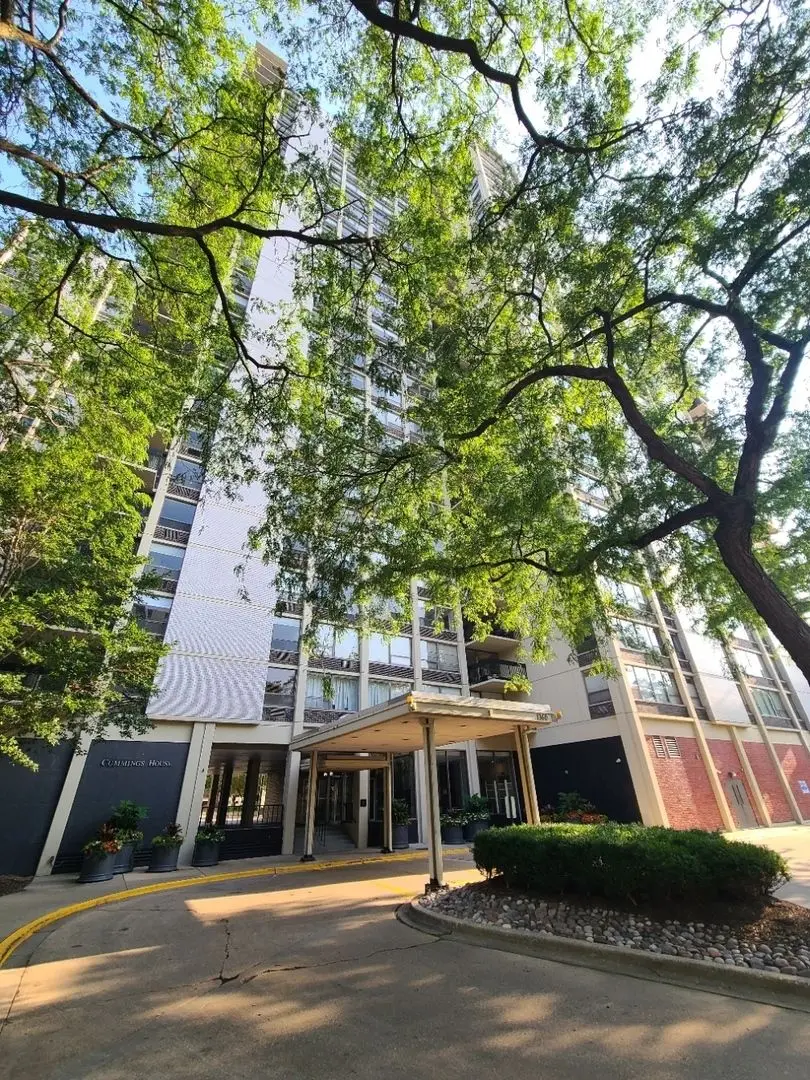 1360 N Sandburg Terrace