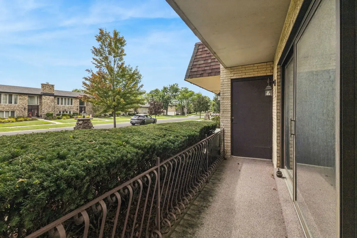 7442 W 153rd Street